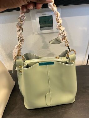 Bucket bag in Mint Green with Scarf-Detail Handle